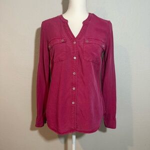 New York & Co - Button Down Casual Blouse, Color is Distressed Burgundy Sz.XS